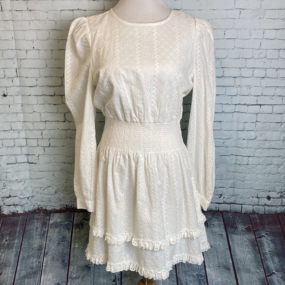 Splendid x Cella Jane Eyelet Mini Dress M White Tiered Smocked Feminine Pretty - Picture 6 of 16